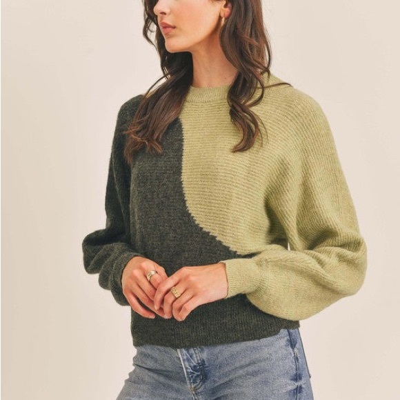 Lush Color Block Sweater - Picture 4 of 6